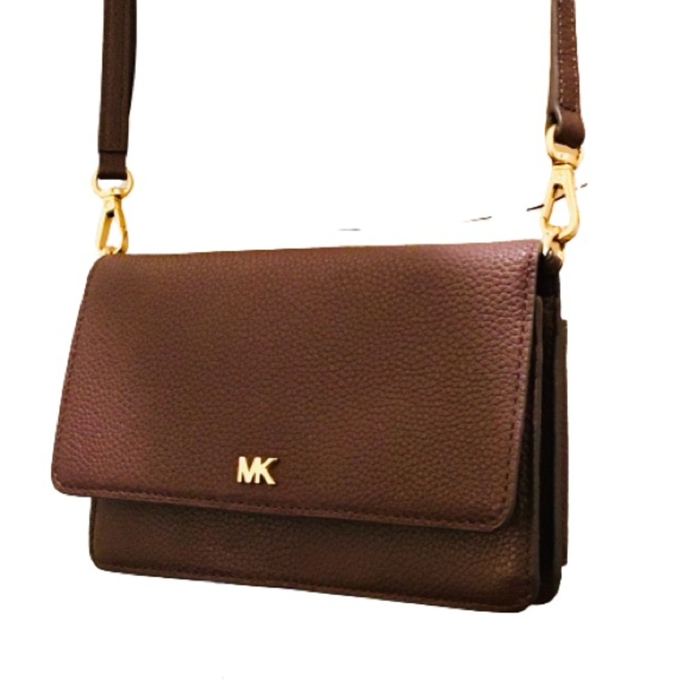 NWOT Michael Kors Pebbled, Authentic Leather, Crossbody, Multocket, Bag!